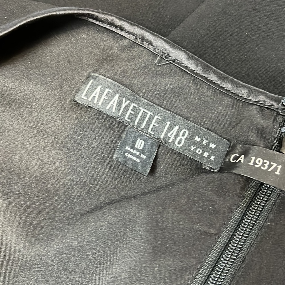 Lafayette 148 Black Drees Bought at Holt Renfrew - Picture 6 of 7